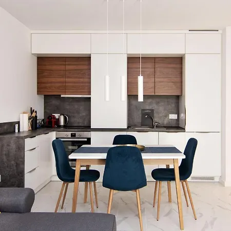 Greek Quarter Flat Two Br Next To Sea Garden * Βάρνα